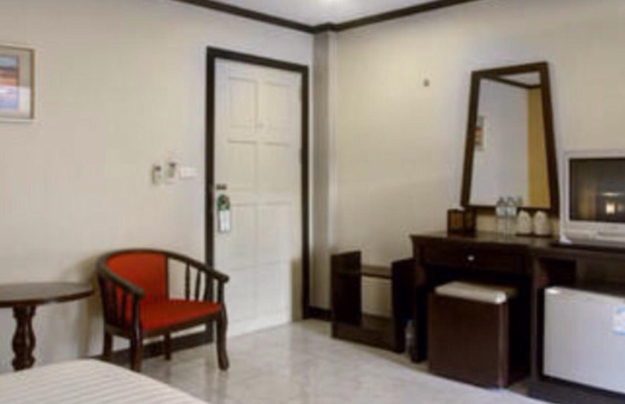Baantonkhaokata Hotel Bagian luar foto