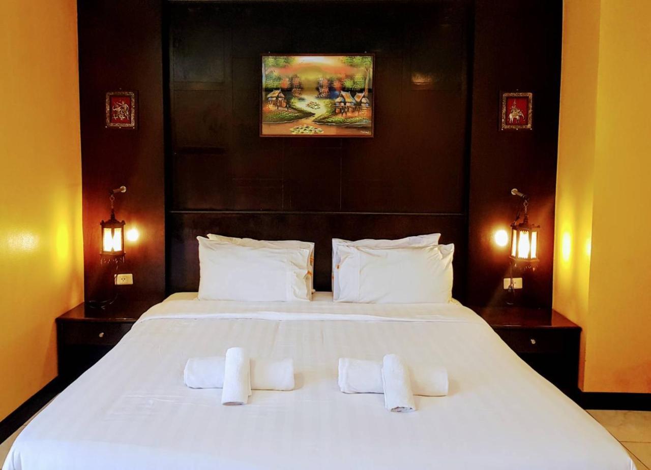 Baantonkhaokata Hotel Bagian luar foto