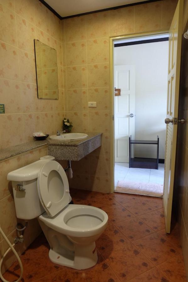 Baantonkhaokata Hotel Bagian luar foto